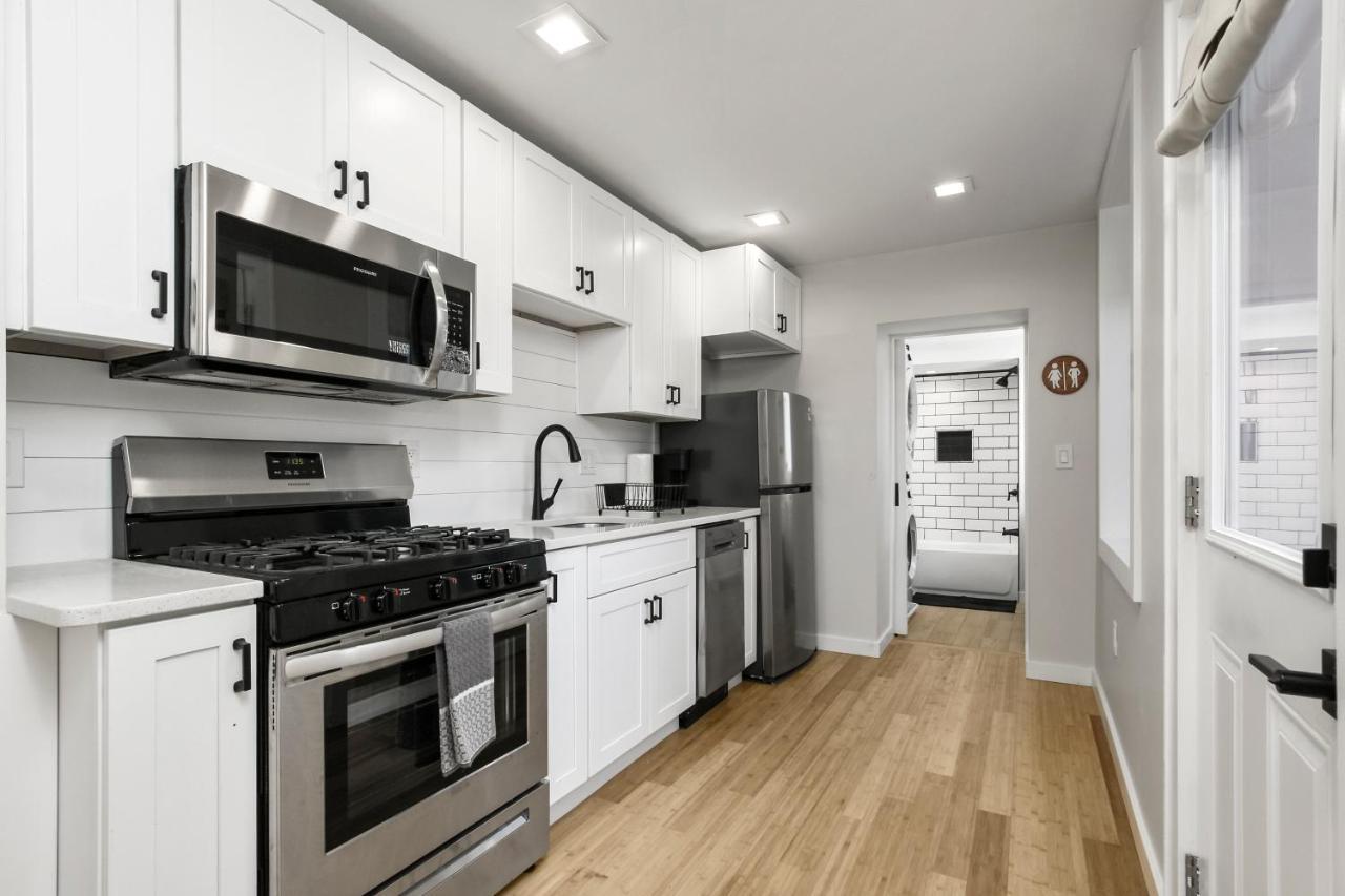 Cozy Ba Townhome Near Little Italy I Fells Point Baltimore Bagian luar foto
