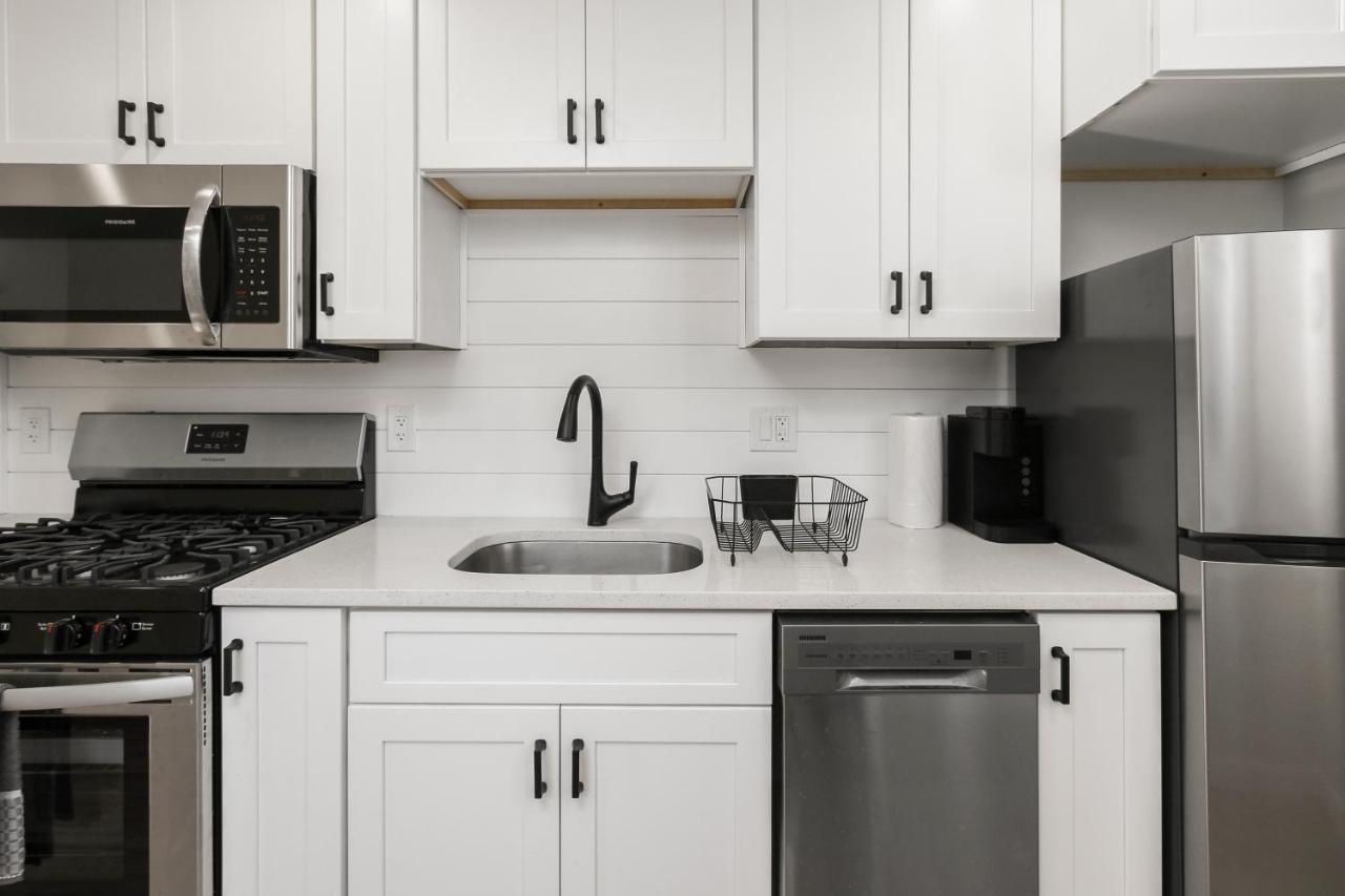 Cozy Ba Townhome Near Little Italy I Fells Point Baltimore Bagian luar foto